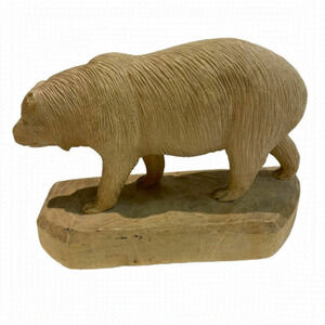 Vintage Wood Bear Artisan Sculpture 💛